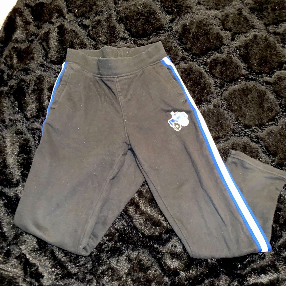 sweatpants